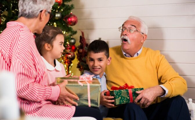 82 idées de cadeaux de Noël pour homme de 70 ans