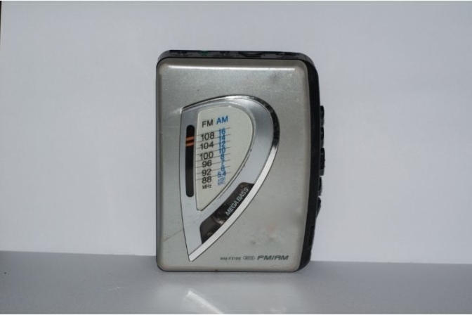 Walkman cassette avec radio