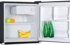 mini réfrigérateur - CHiQ CSD46D4