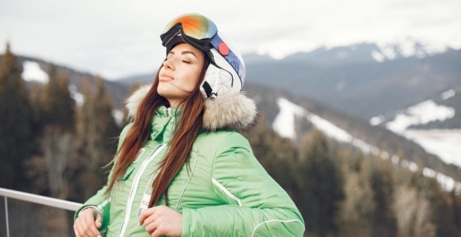 Les meilleurs casques de ski pour femme
