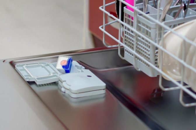 Meilleur détergent pour lave-vaisselle 2024 : comparatif et guide