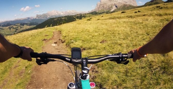 Le GPS vélo : est-ce un atout pour les cyclistes en activités de montagne ?