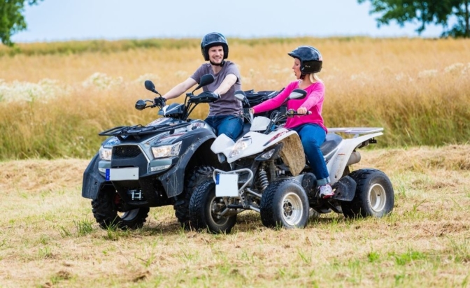 Activité de loisirs pour adulte: Piloter un quad électrique sur