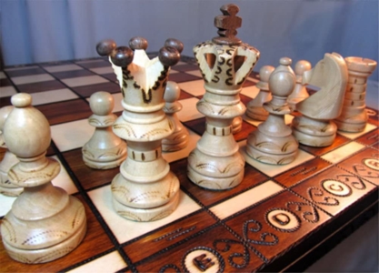  - Jeu d’échecs en bois Chessebook