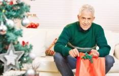 80 idées de cadeaux de Noël pour homme de 50 ans