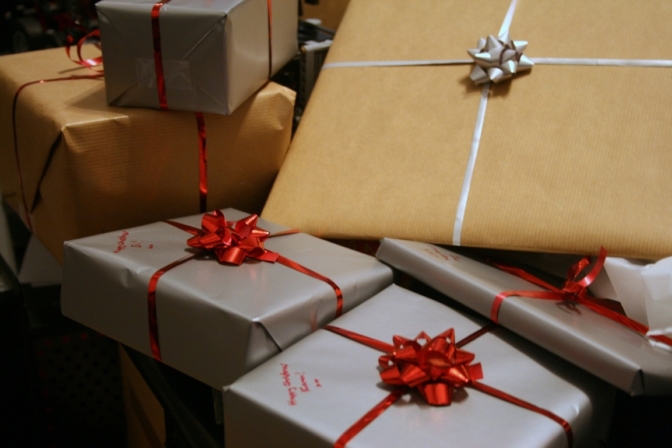 39 idées de cadeaux de Noël personnalisés ou personnalisables