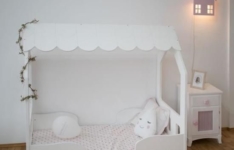 17 lits cabanes Montessori confortables pour les enfants