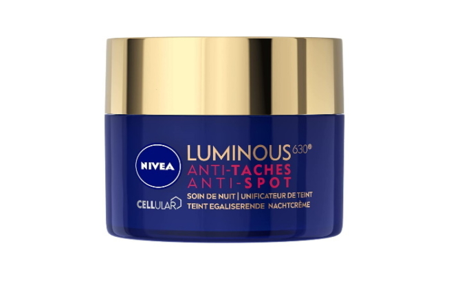 crème anti-taches brunes visage - NIVEA CELLULAR Soin de nuit Luminous 630