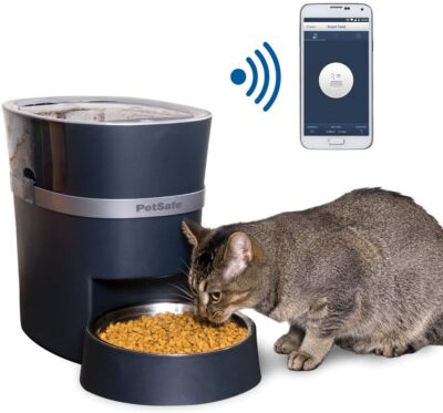 distributeur automatique de croquettes - PetSafe Smart Feed Automatic Pet Feeder
