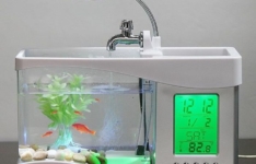 Tomtop – Mini aquarium USB LCD