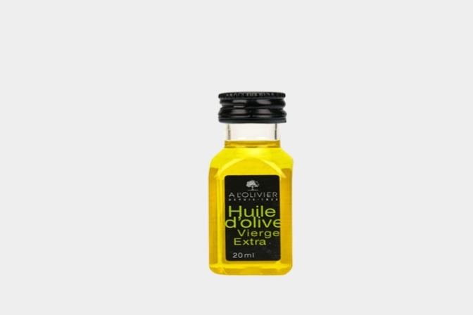 L’huile d’olive vierge extra avec pression à froid