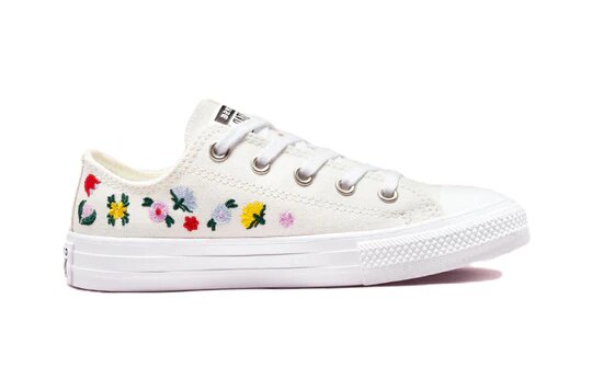 Converse Chuck Taylor All Star Floral Embroidery A02211C