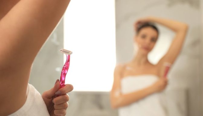 Comment choisir : rasoir jetable pour femme