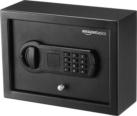coffre-fort sur Amazon - Amazon Basics Coffre-fort pour tiroir de bureau