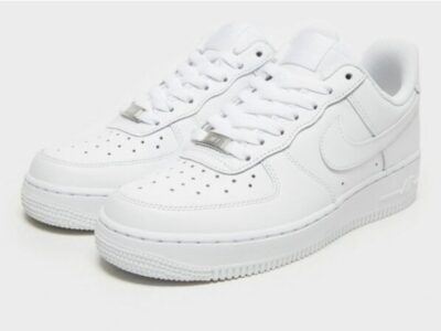  - <strong>Nike Air Force One LE</strong>