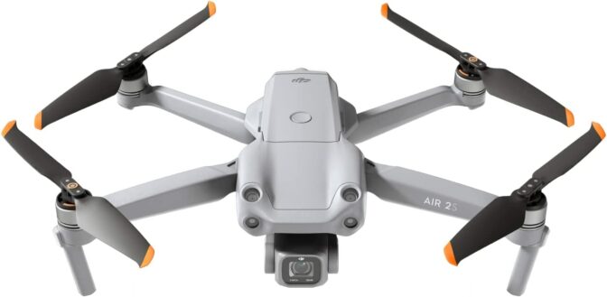 drone suiveur - DJI Air 2S Quadcopter