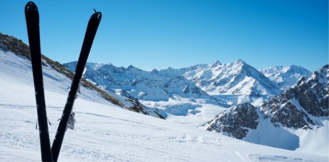 Comment choisir : skis all-mountain