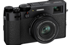 appareil photo compact expert pour voyager - Fuji X100V
