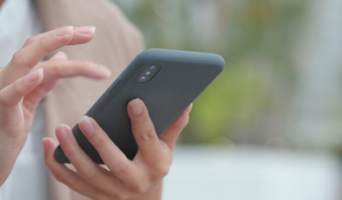 Les meilleures offres smartphones à moins de 300€ pendant le Black
