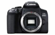 Canon EOS 850D