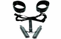 harnais BDSM - Harnais BDSM avec menottes Master Series