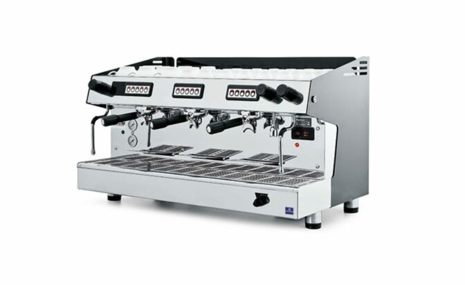 machine à café professionnelle - Virtus Mastro à 3 groupes 18 L