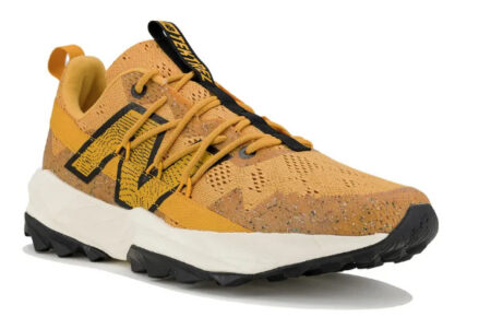  - New Balance Tektrel