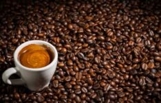Les meilleurs cafés en grain pour machine automatique