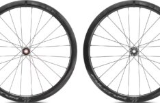 Fulcrum Wind 42 2Way-Fit